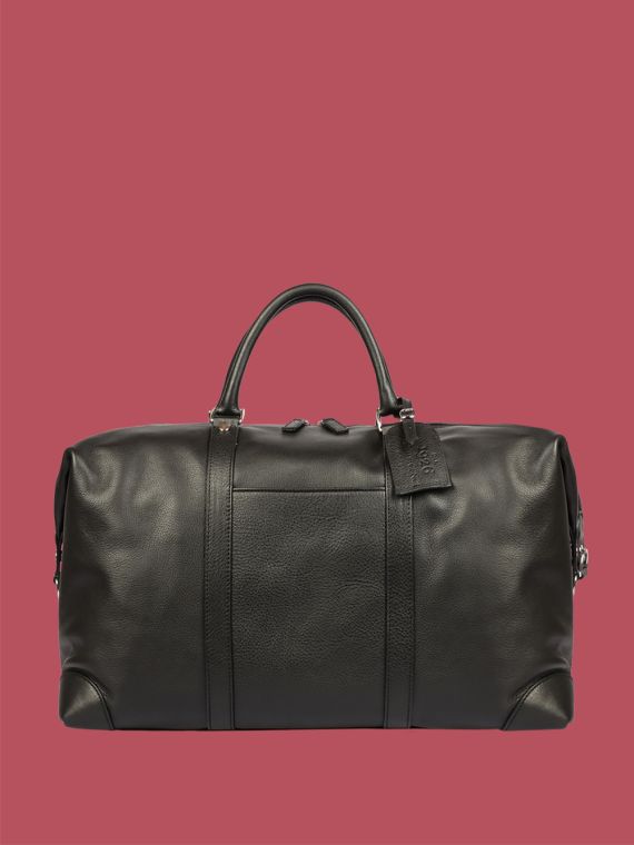Weekend bag with shoulder strap