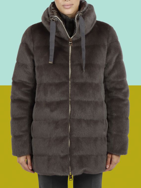 LONG HOOD CAPE