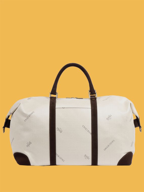 Weekend bag with shoulder strap